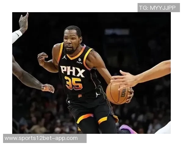 杜兰特半场表现惨淡仅得3分失误频频状态堪忧 杜兰特半场表现惨淡仅得3分失误频频状态堪忧